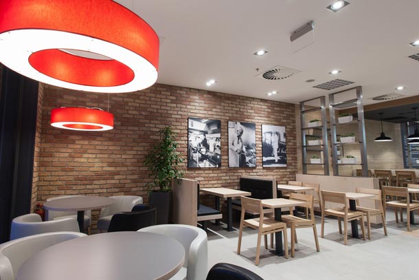 KFC v České republice otevírá 70. restauraci!