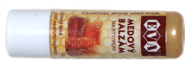 Eva Medový balzám na rty - velmi účinná přírodní zbraň na popraskané rty a opary Eva Medový balzám na rty - velmi účinná přírodní zbraň na popraskané rty a opary