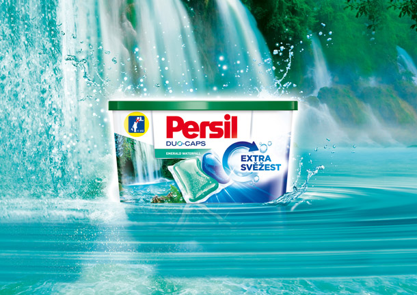 Persil Duo-Caps Emerald Waterfall - extra svěžest a perfektní výsledek při každém praní Persil Duo-Caps Emerald Waterfall - extra svěžest a perfektní výsledek při každém praní