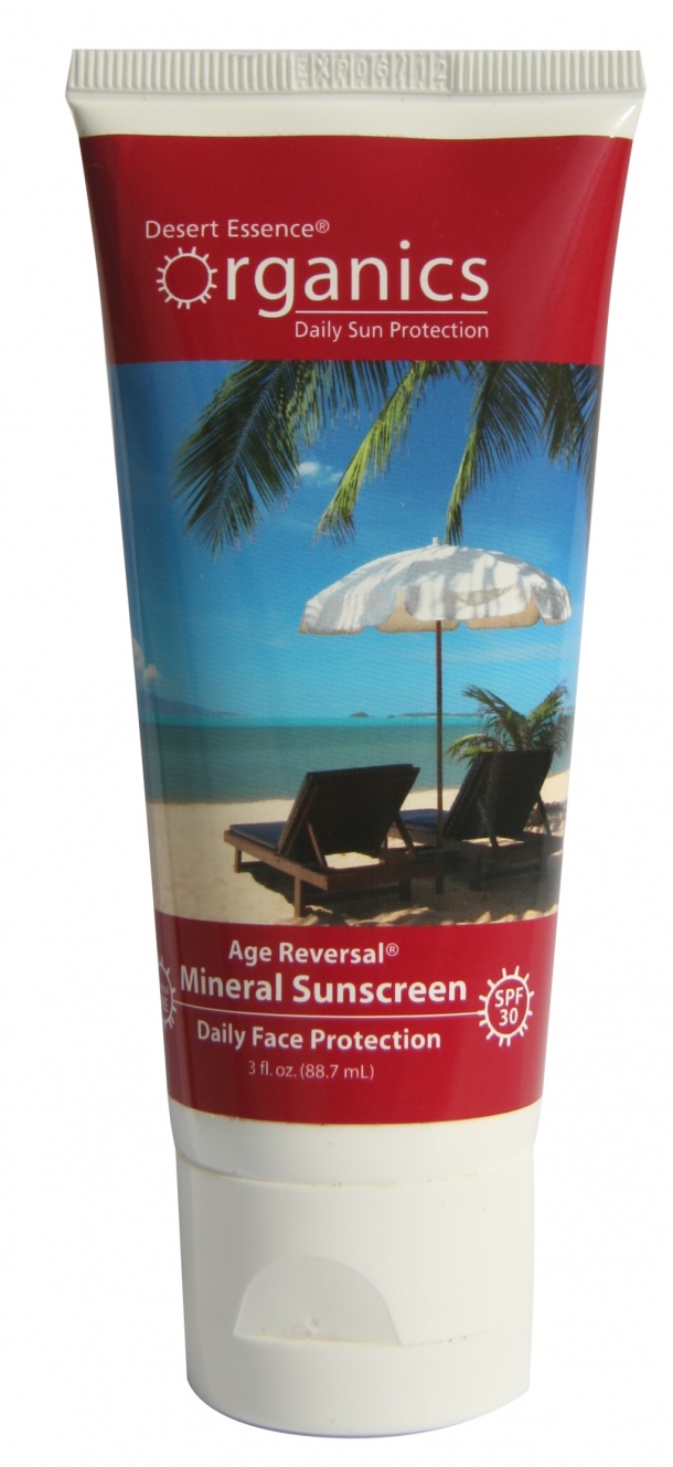 Nový Revitalizující opalovací krém s minerály SPF 30 (89 ml) od Desert Essence, www.DesertEssence.cz. 