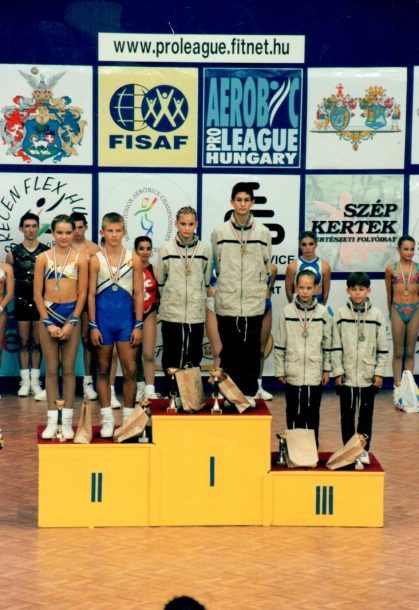 2000.jpg
