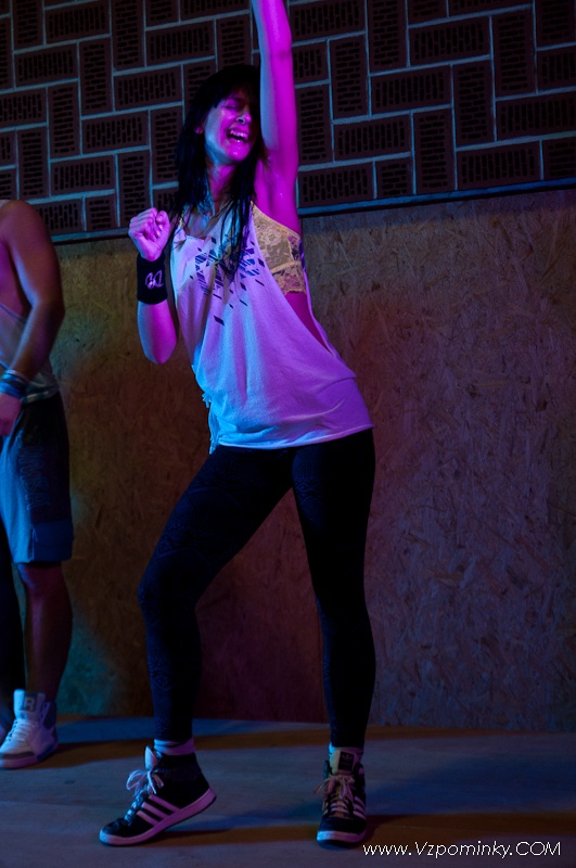2013-10-20-zumba-dsc9788.jpg