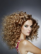 Karl Lagerfeld: účesy Schwarzkopf LOOKS 2014