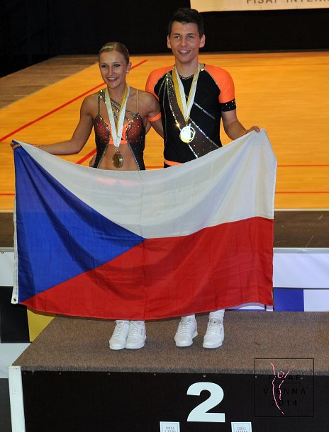 img00004.jpg