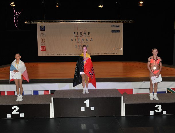 img00027.jpg