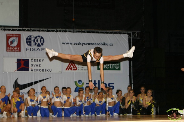mcr2008-022.jpg