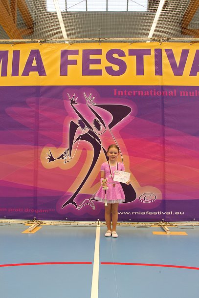 img00010.jpg