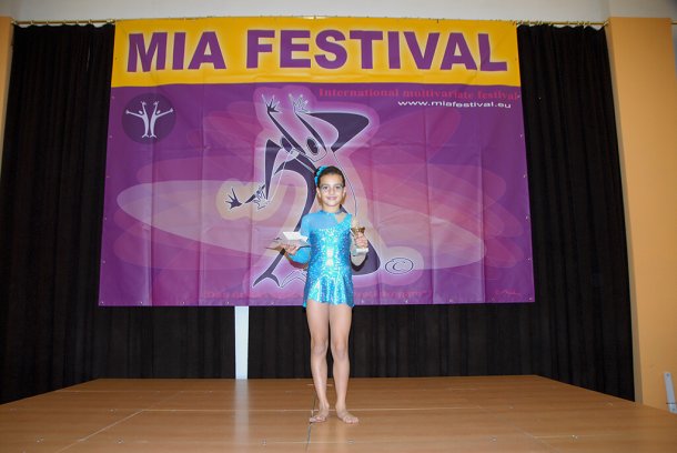 img00004.jpg