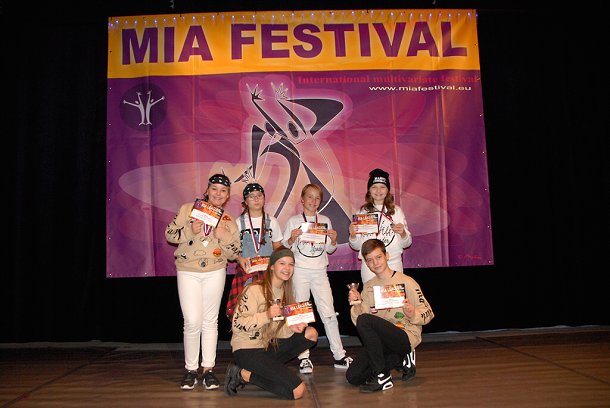 img00017.jpg