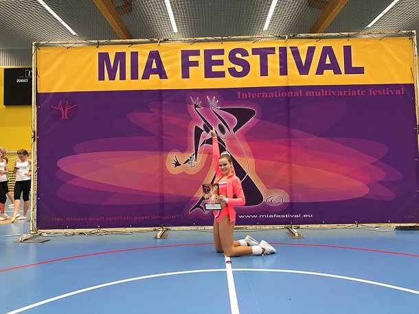 img00070.jpg